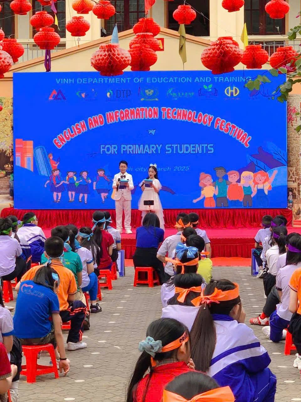 Trung tâm Ngoại ngữ Việt Úc 3 vinh dự được đồng hành cùng "Ngày hội Tiếng Anh – Tin học" dành cho học sinh Tiểu học thành phố Vinh, năm học 2024 - 2025