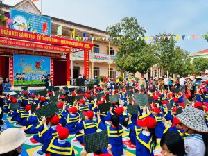 Trung tâm Ngoại ngữ Việt Úc 3 kết hợp cùng Trường Tiểu học Diễn Thọ tổ chức cuộc thi “RUNG CHUÔNG VÀNG TIẾNG ANH - TOÁN