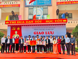 Trung tâm Ngoại ngữ Việt Úc 3 tự hào cùng Phòng Giáo dục & Đào tạo huyện Diễn Châu và các đơn vị đồng hành tổ chức Câu lạc bộ Văn - Toán Tuổi Thơ cấp THCS năm học 2024-2025